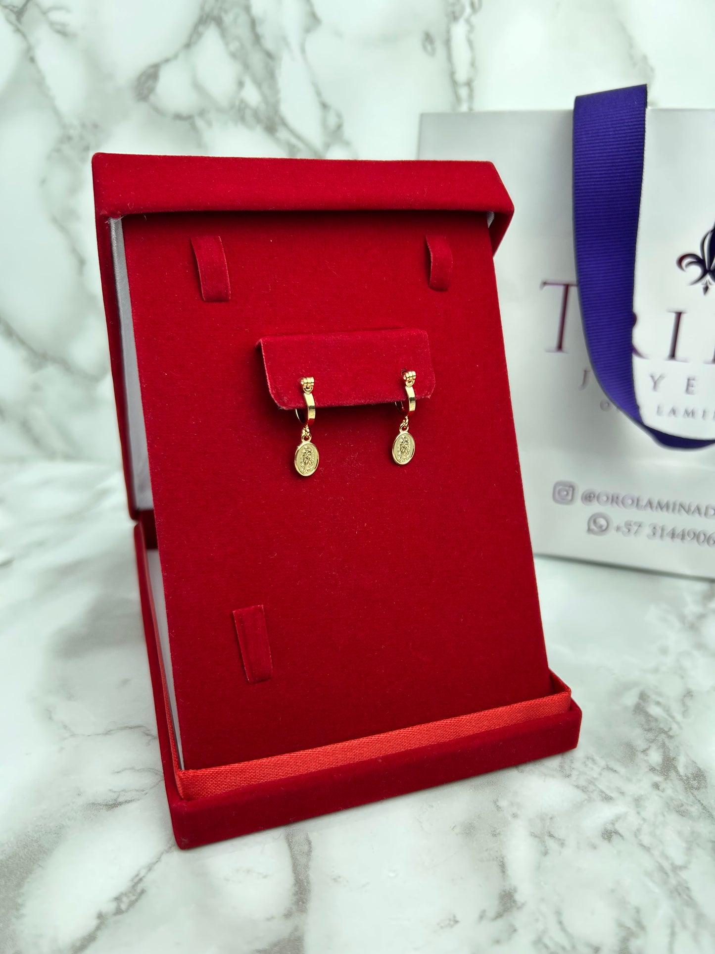 Candonga Hoggie Clasica Dije Guadalupe