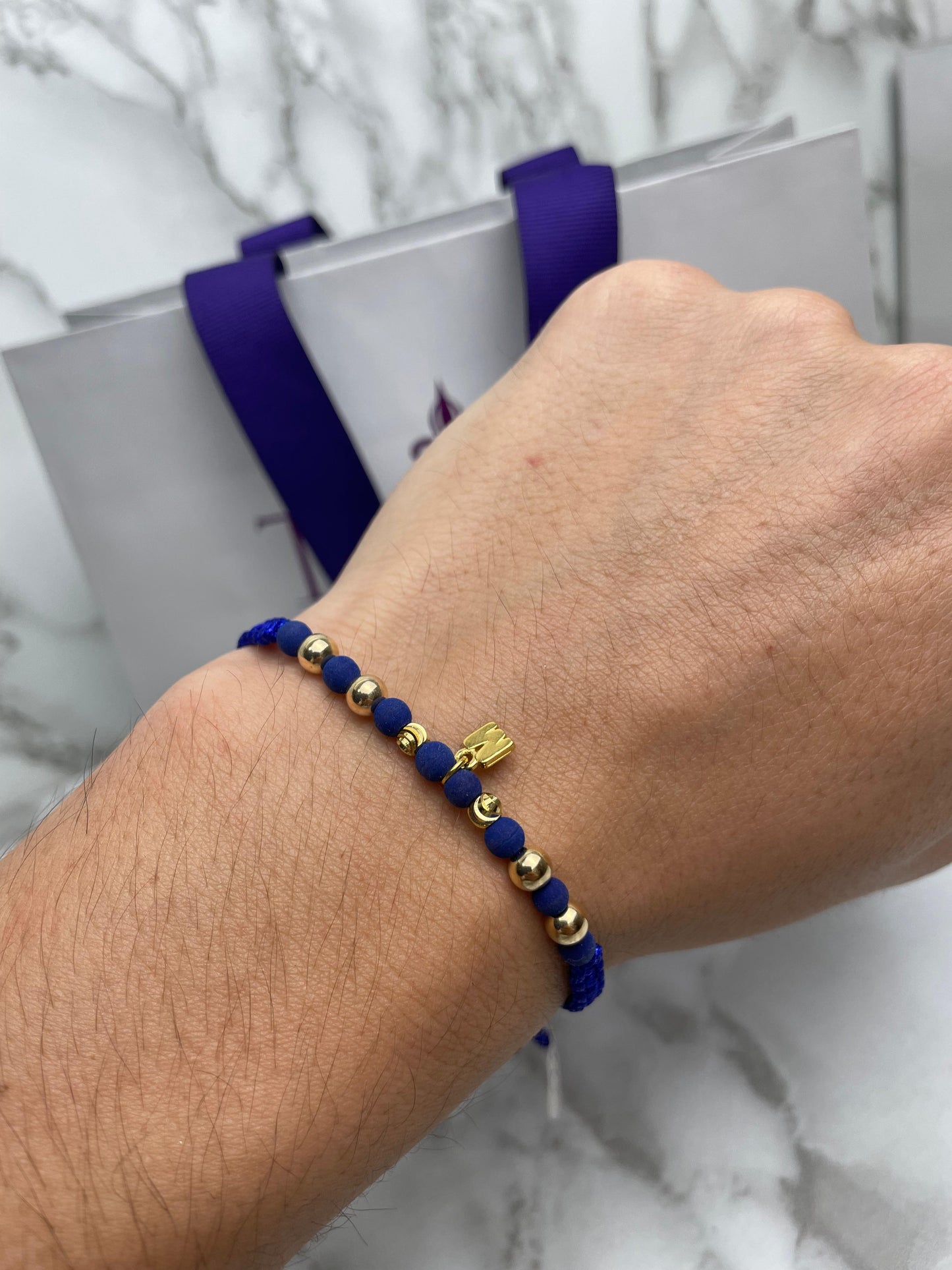 Pulsera Tejida Millonarios Balin liso, Italiano y Neopreno con Inicial M Oro Laminado 18 K AZ