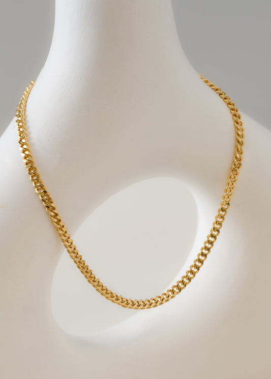Joyas de oro laminado para regalar a hombres: ideas modernas y elegantes