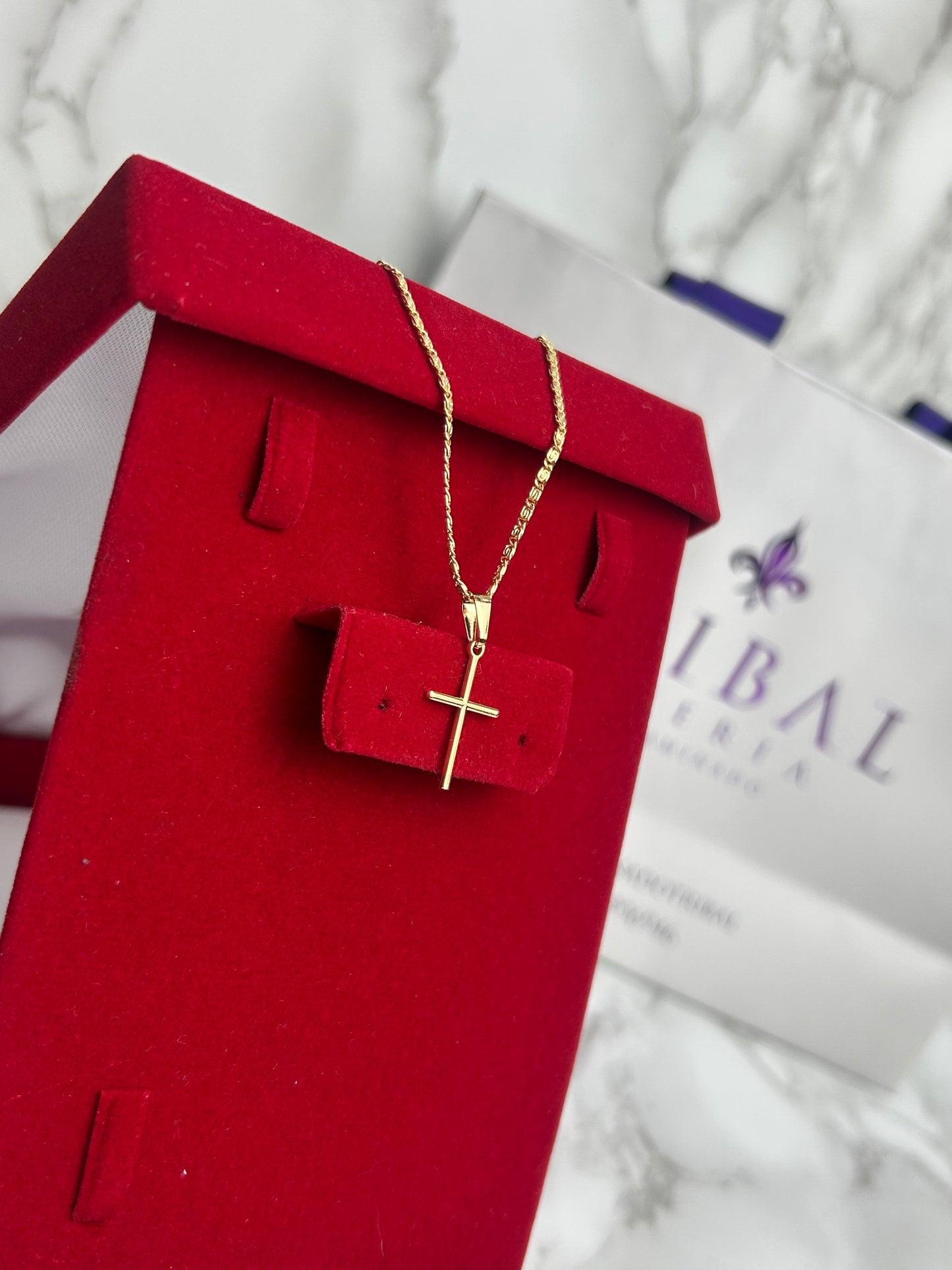 Dije Cruz Sencilla Mediana