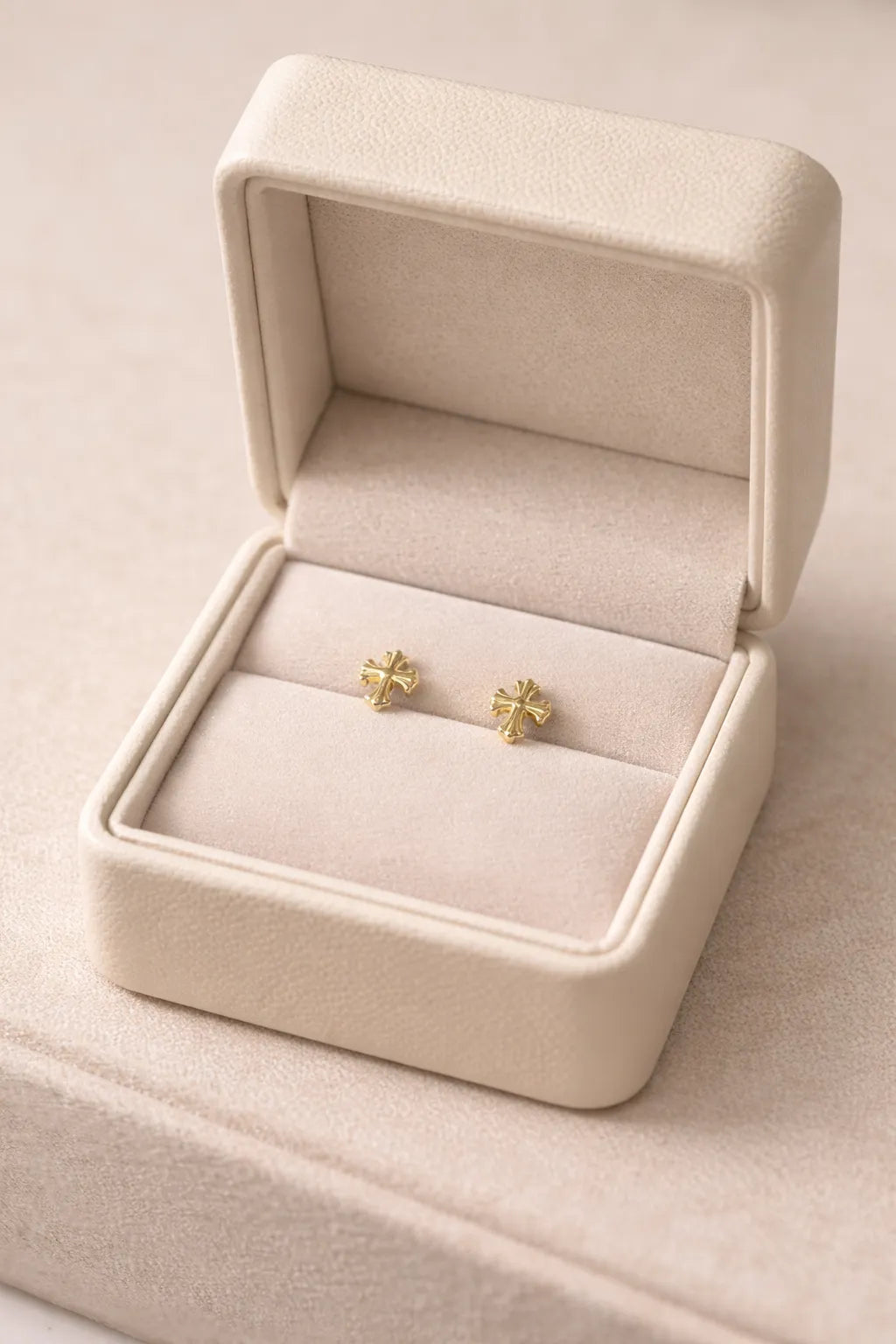 Arete Tipo Topo Cruz Eden