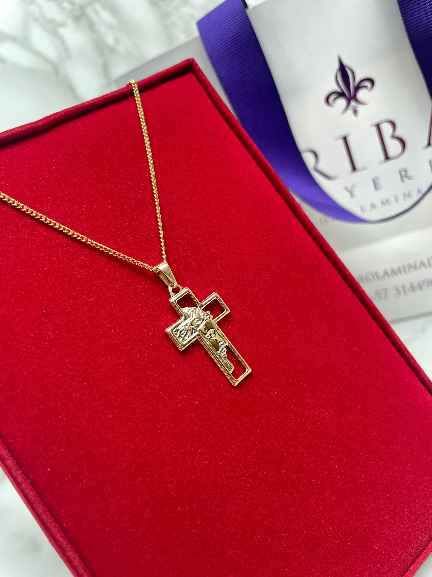 Dije Cruz Sagrado Rostro 33x16 mm