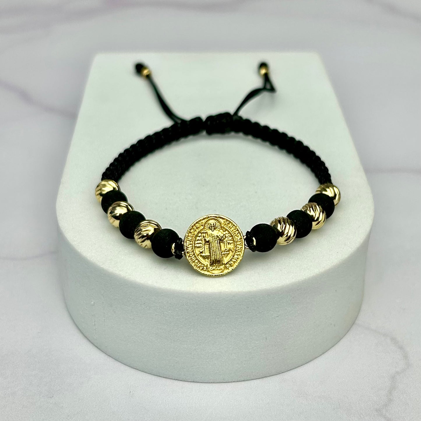 Pulsera Tejida Balin Italy, Neopreno HRJ San Benito Oro Laminado 18 K NG