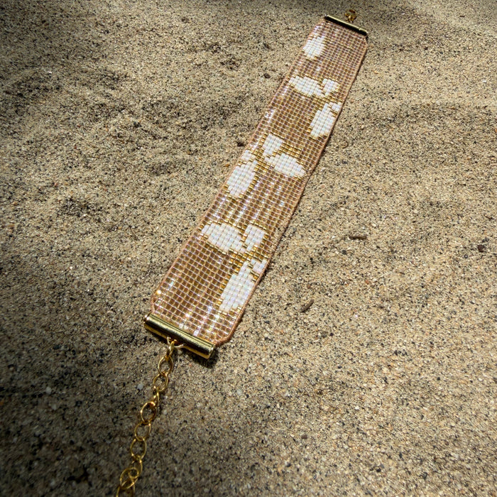 Pulsera Miyuki Mariposas Blancas Tornasol  + extensor