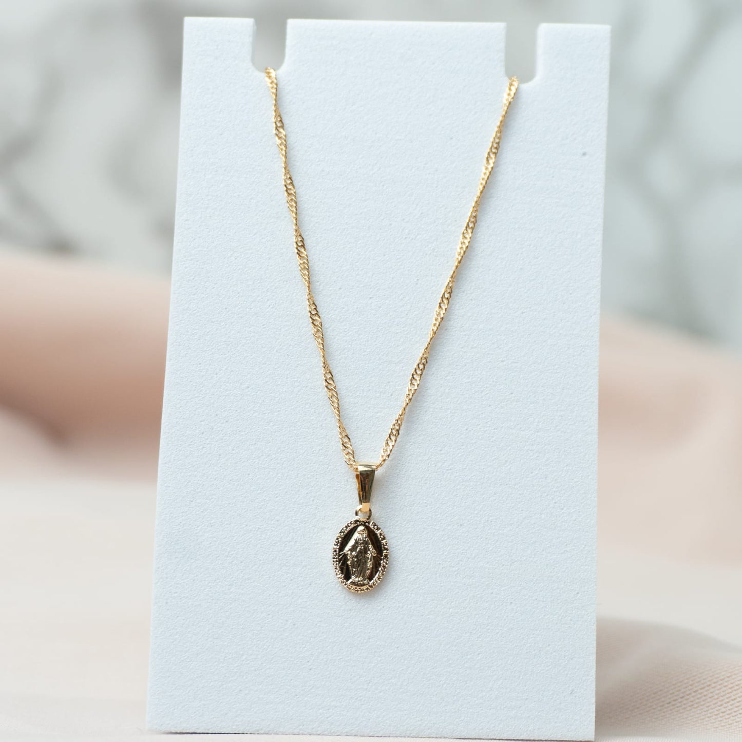 Dije Medalla Guadalupe Borde Lazo 16 mm