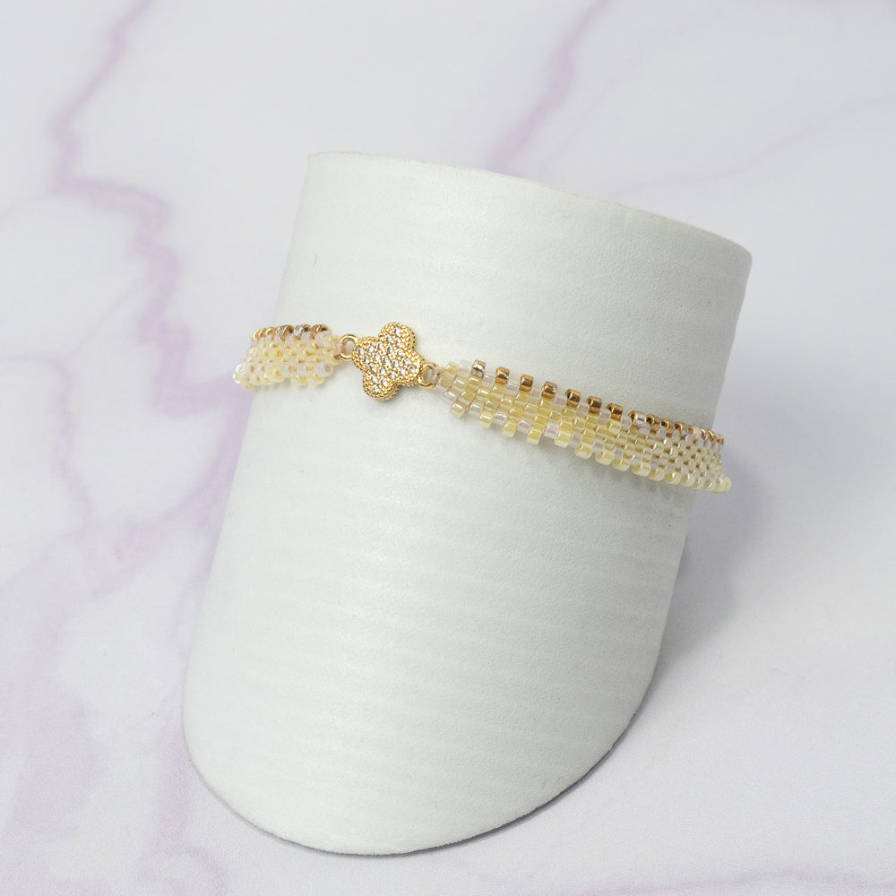 Pulsera Full Miyuki con Hrj Clover Tornasol Oro Laminado 18K BL