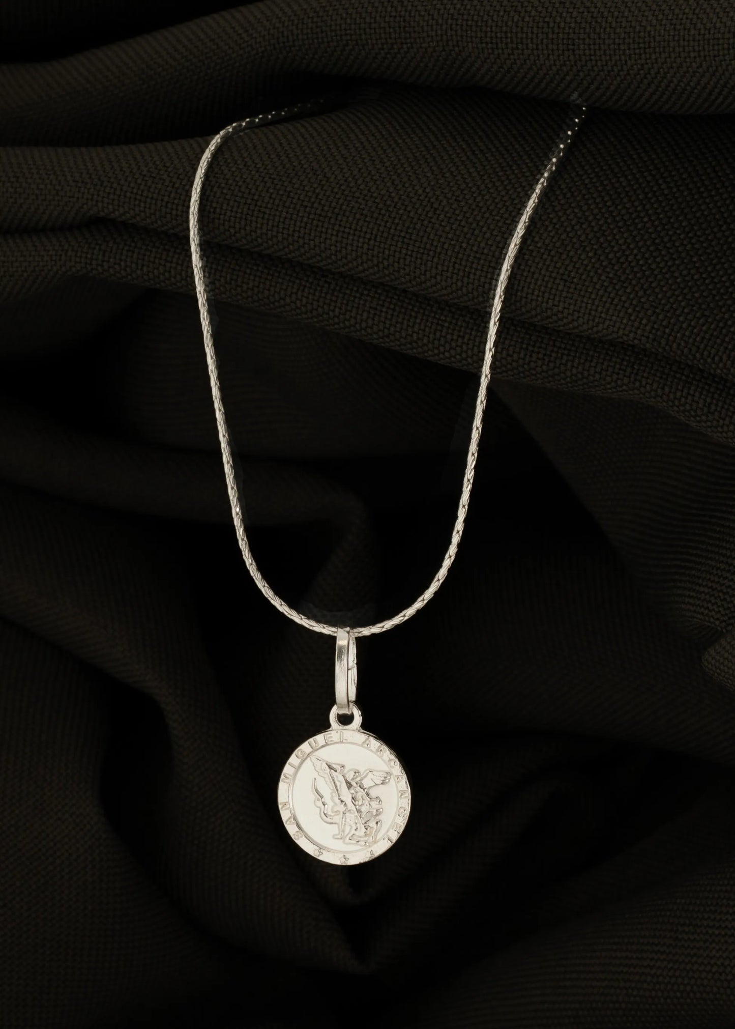 Dije Remarcado San Miguel 1.2 cm Plata 925