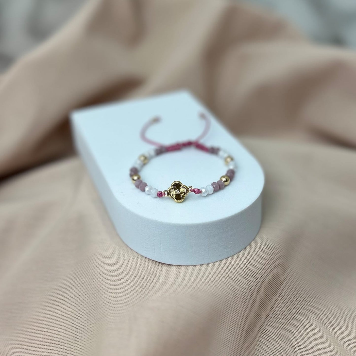 Pulsera Murano Blanco, Purpura con HRJ Clover Esfera Cristal y Balin Liso Oro Laminado 18K